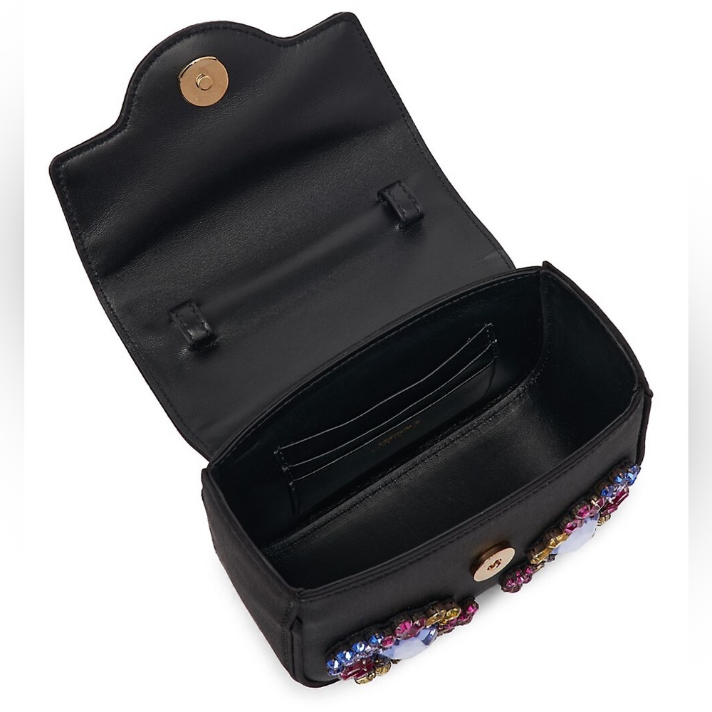 Versace bag comes with tags and dust bag - Picture 3 of 10